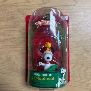 CVS Holiday Clip-On Bobblehead  PEANUTS SNOOPY Christmas Ornament 2013